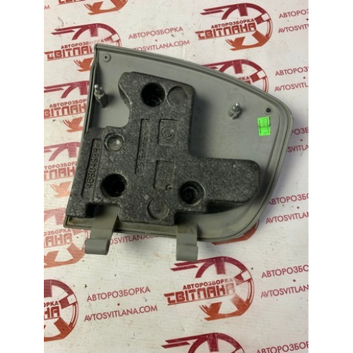 Накладка блока предохранителей торпедо Fiat Doblo 2006- 46804968